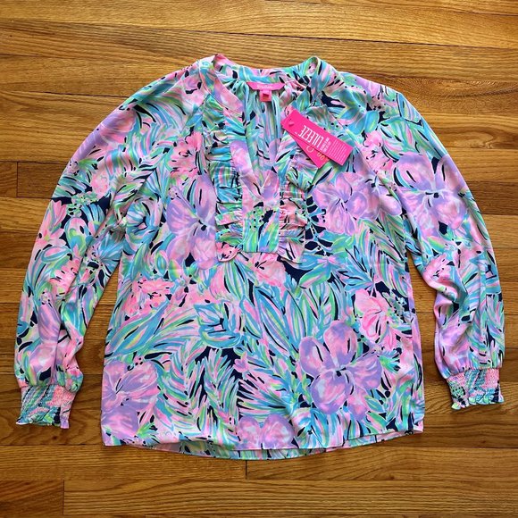 Lilly Pulitzer Tops - NWT Lilly Pulitzer Angelika Top Multi Bermudaful Size Small